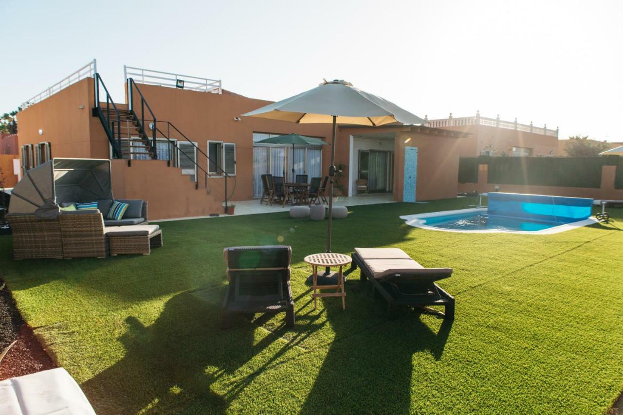 Eco Villa White Suite With Climatized Pool Caleta De Fuste Exterior foto